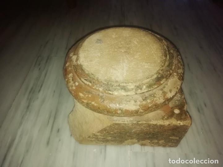 Antig&uuml;edades: Base de columna - Foto 1