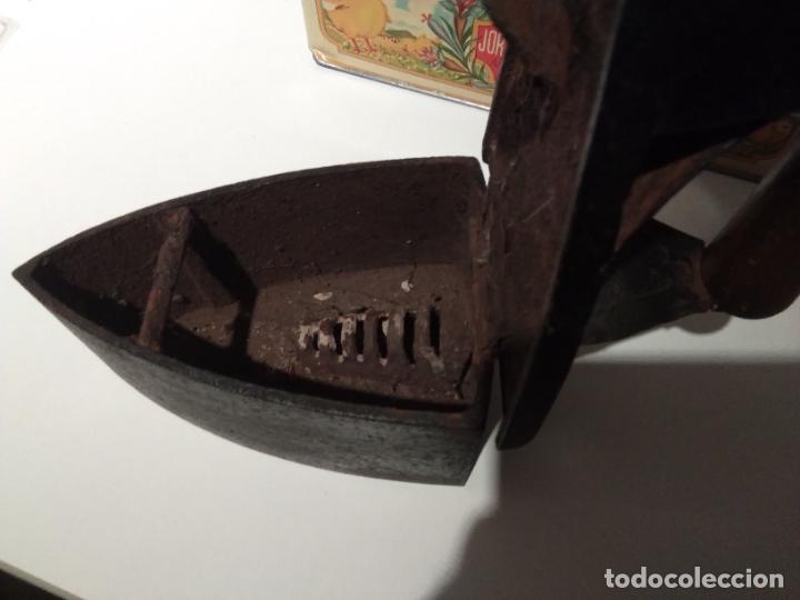 Antig&uuml;edades: PLANCHA DE CARBON - Foto 4