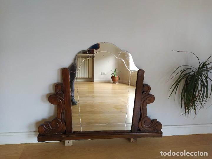 Antig&uuml;edades: ANTIGUO ESPEJO BISELADO DE APARADOR O COMODA. - Foto 4