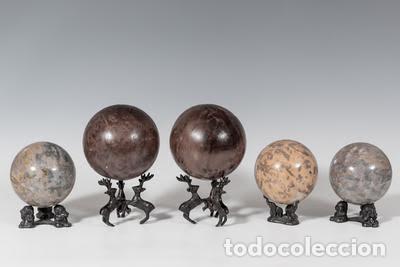Antig&uuml;edades: Conjunto de cinco bolas de marmol del Siglo XX - Foto 1