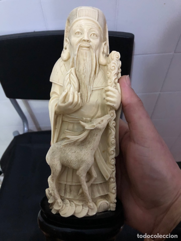 Antig&uuml;edades: Figura oriental de resina a&ntilde;os 50