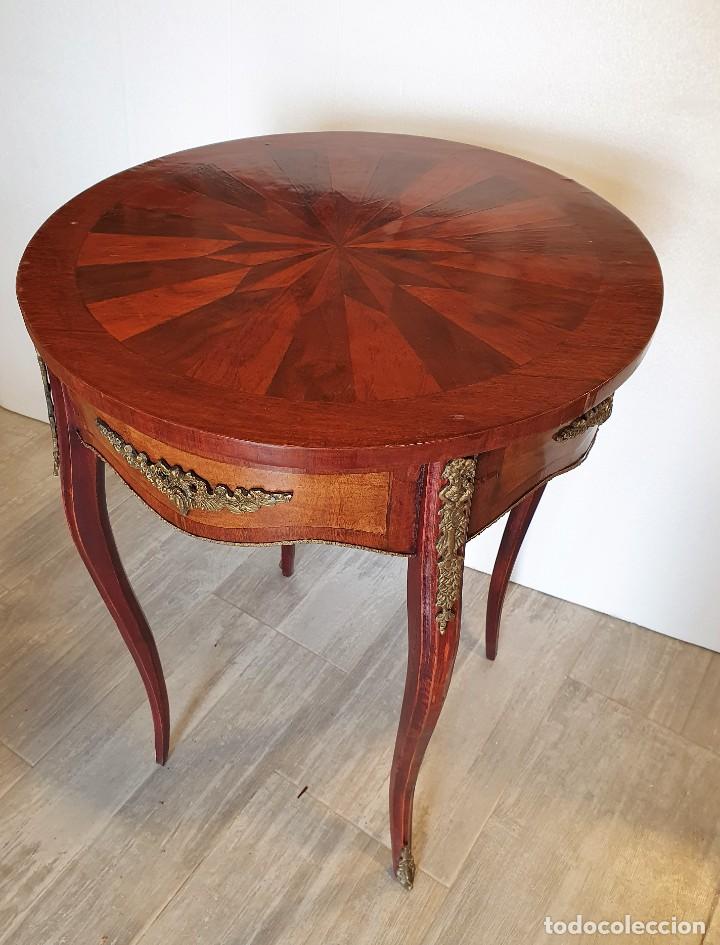 Antig&uuml;edades: MESA AUXILIAR ESTILO LUIS XV - Foto 5