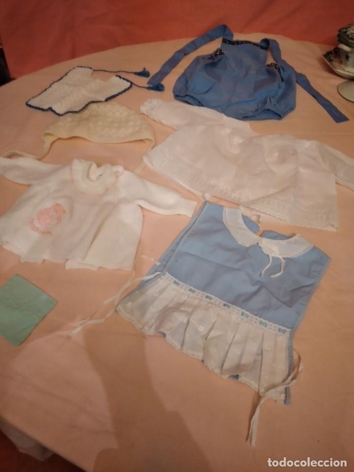Antigüedades: Lote de ropa antigua de los años 50/60 para bebe. Ideal rodajes. - Foto 2 - 233443805