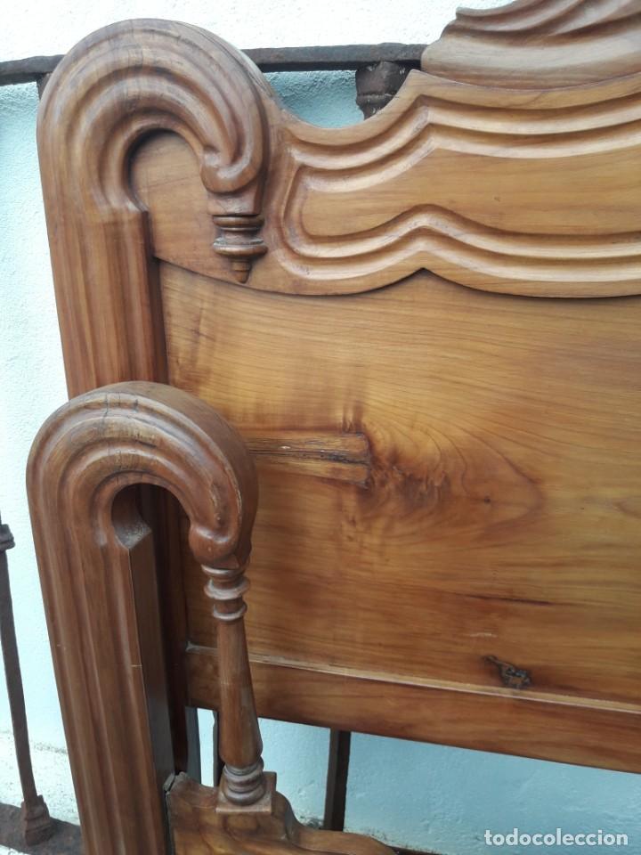 Antig&uuml;edades: Cama siglo XIX - Foto 6