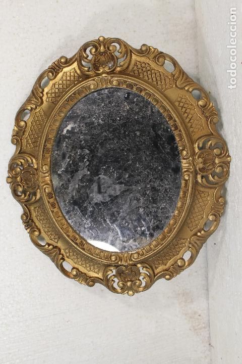 Antig&uuml;edades: espejo de resina dorada - Foto 1