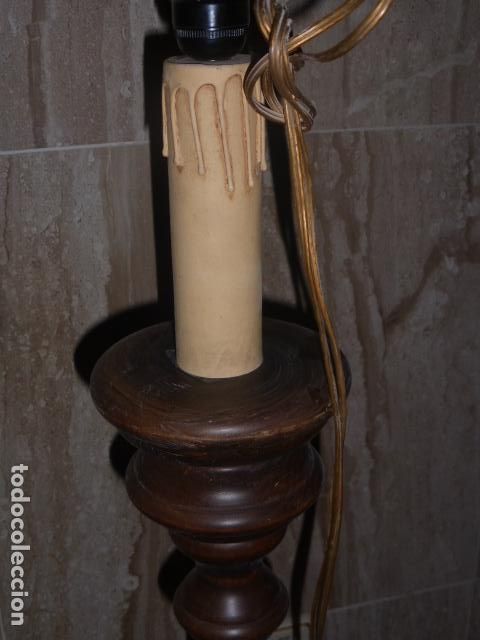 Antig&uuml;edades: ANTIGUO PIE DE LAMPARA DE MADERA MACIZA. - Foto 4