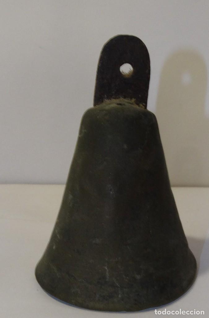 Antig&uuml;edades: CAMPANA DE BRONCE S XIX - Foto 1
