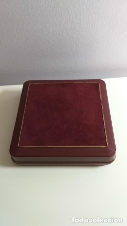 Antig&uuml;edades: Antigua caja roja para joyas o complementos - Foto 3