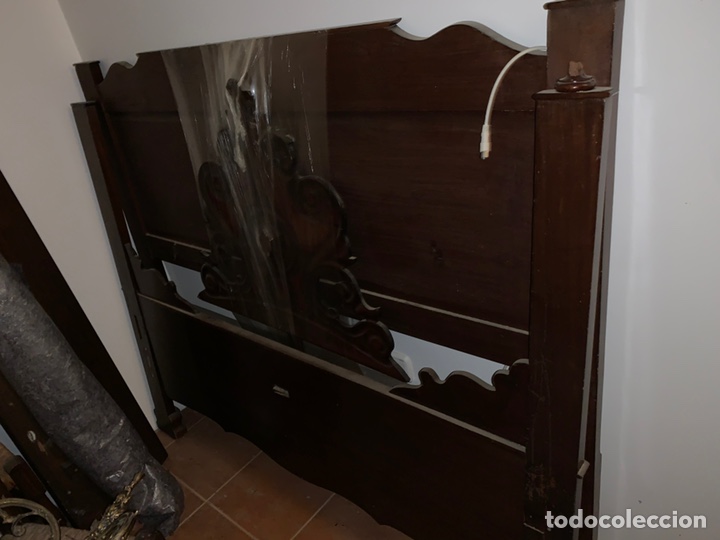 Antig&uuml;edades: Cama de caoba estilo Isabelino - Foto 2