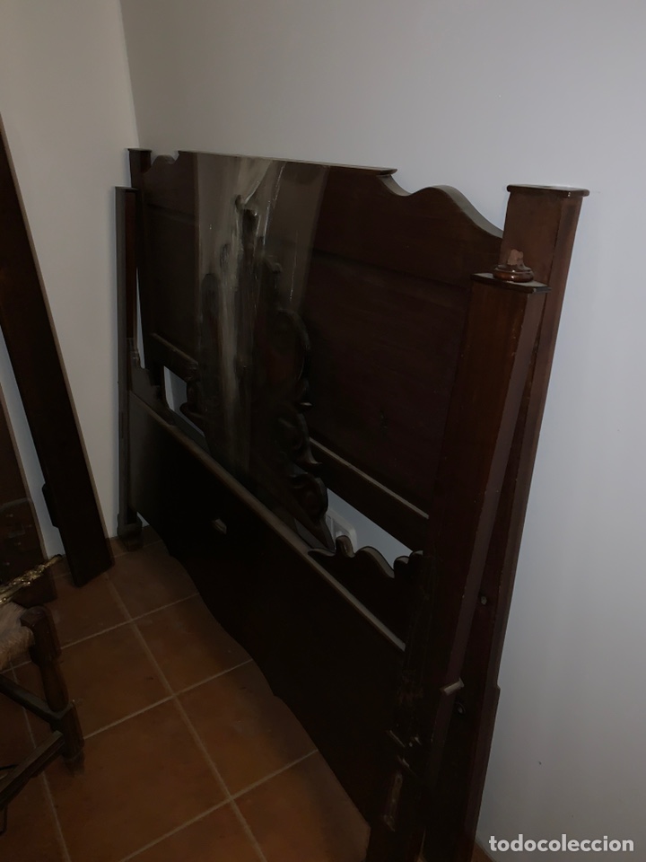 Antig&uuml;edades: Cama de caoba estilo Isabelino - Foto 4