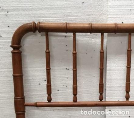 Antig&uuml;edades: ANTIGUO CABECERO DE MADERA - Foto 2