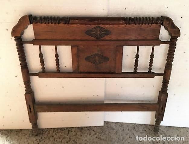 Antig&uuml;edades: CABECERO ANTIGUO TORNEADO - Foto 1