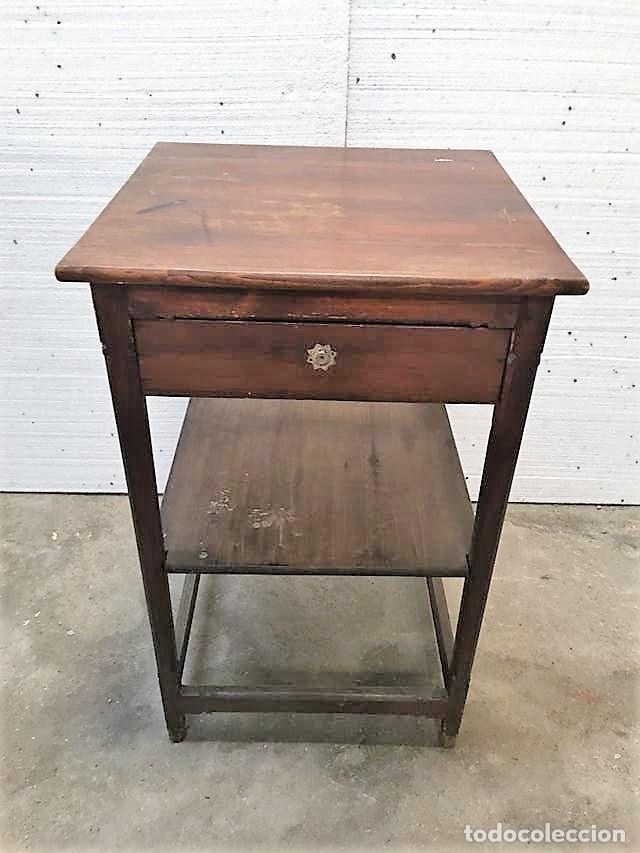 Antig&uuml;edades: ANTIGUA MESILLA AUXILIAR - Foto 1
