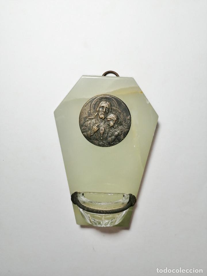 Antig&uuml;edades: BENDITERA CON MEDALLA DE BRONCE Y CRISTAL. - Foto 1