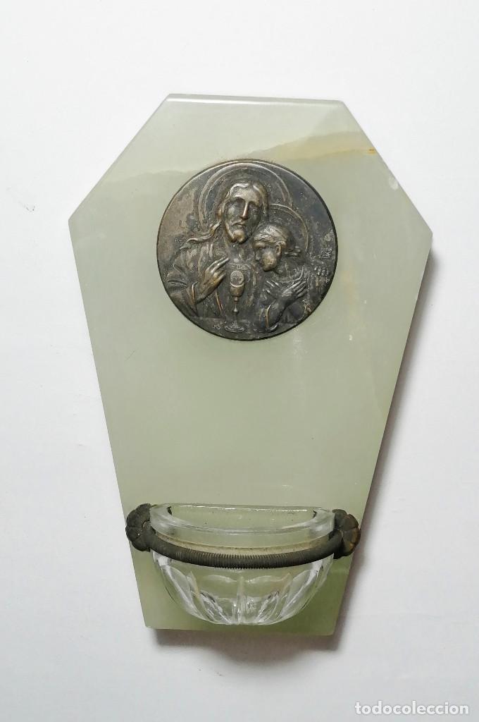 Antig&uuml;edades: BENDITERA CON MEDALLA DE BRONCE Y CRISTAL. - Foto 2