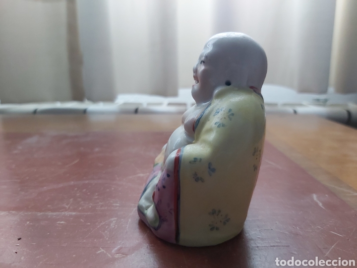 Antig&uuml;edades: Peque&ntilde;o Buda en porcelana. - Foto 4