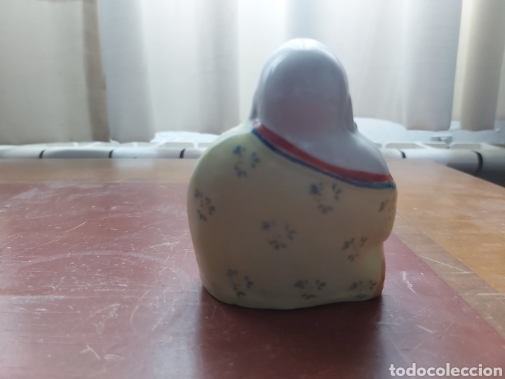 Antig&uuml;edades: Peque&ntilde;o Buda en porcelana. - Foto 5