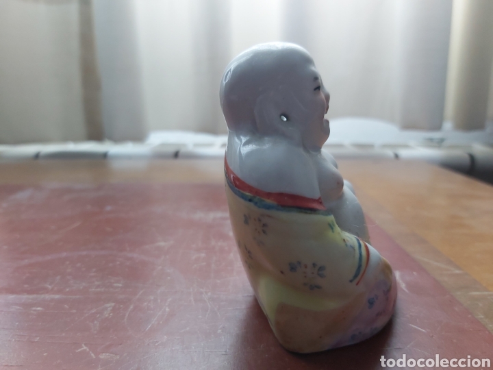 Antig&uuml;edades: Peque&ntilde;o Buda en porcelana. - Foto 6