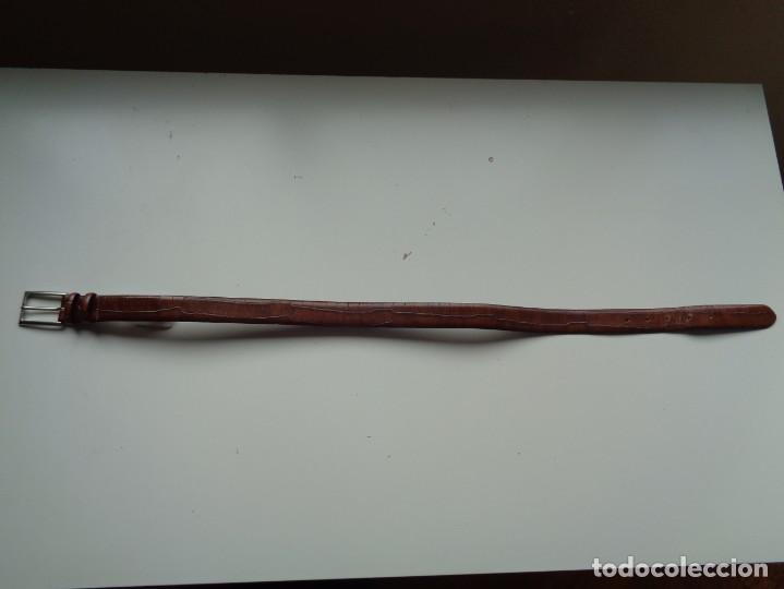 Antig&uuml;edades: CINTURON DE PIEL - Foto 6