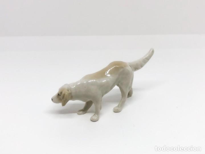 Antig&uuml;edades: Jaur&iacute;a de cinco perros de porcelana - Foto 23