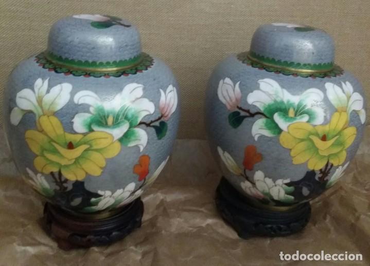 Antig&uuml;edades: JARRONES DE ESMALTE CLOISONNE MED. S. XX - Foto 1