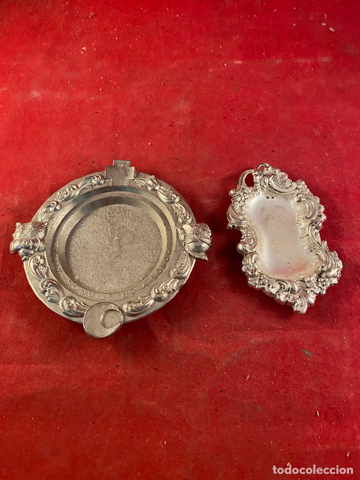 Antiquit&eacute;s: Pareja de ceniceros plateados
