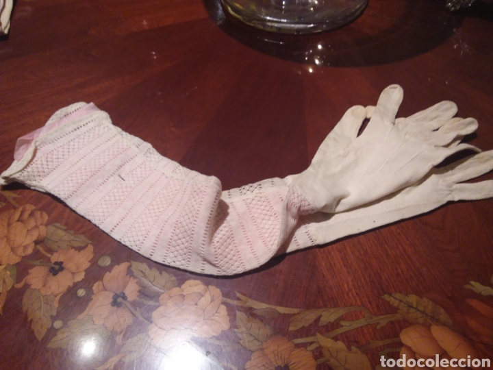 Antig&uuml;edades: Guantes largos S XIX - Foto 1