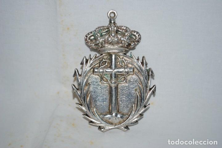 Antig&uuml;edades: HERMOSA MEDALLA DE COFRADE . - Foto 1
