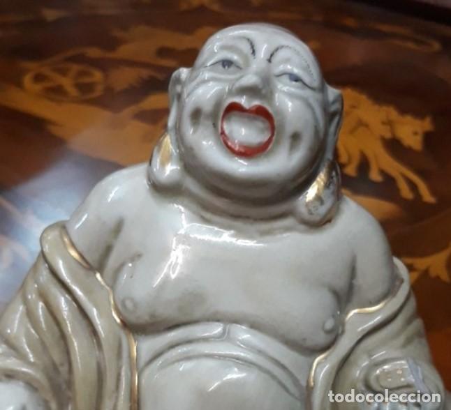 Antig&uuml;edades: BUDA DE PORCELANA. POLICROMADA - Foto 3