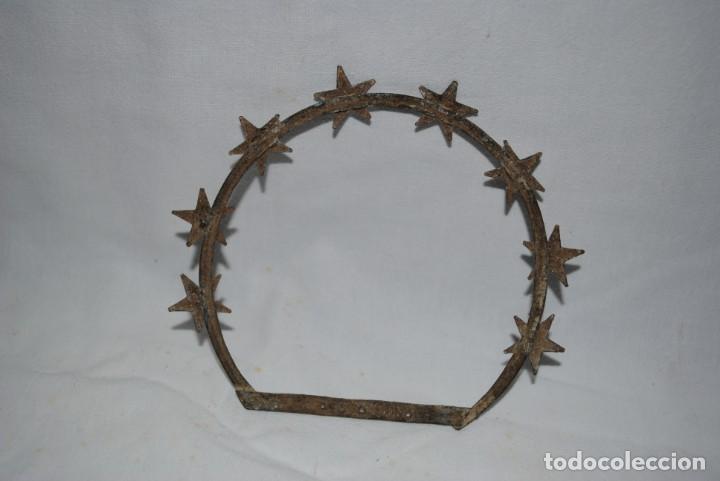 Antig&uuml;edades: AUREA DE ESTRELLAS PARA IMAGEN . - Foto 2