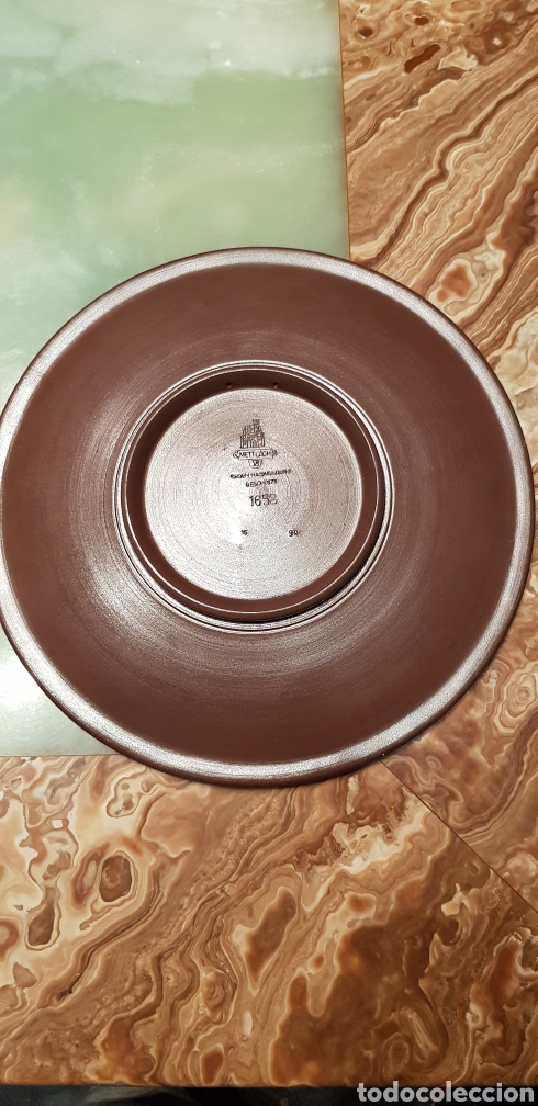 Antig&uuml;edades: Plato Mettlach 28 cm - Foto 3