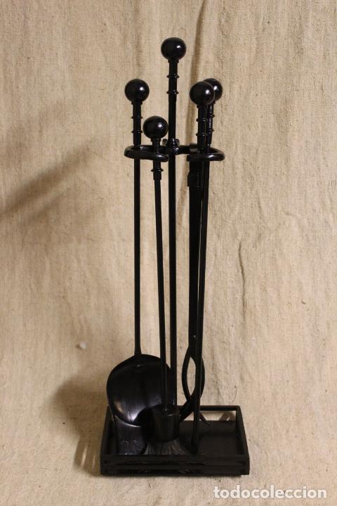 Antig&uuml;edades: utensilios de chimenea de hierro - Foto 1