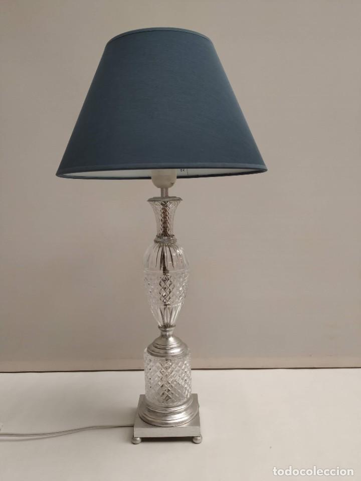 Antig&uuml;edades: L&aacute;mpara metal y cristal - Foto 1