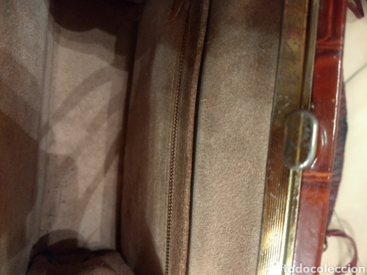 Antig&uuml;edades: Bolso acharolado vintage - Foto 4