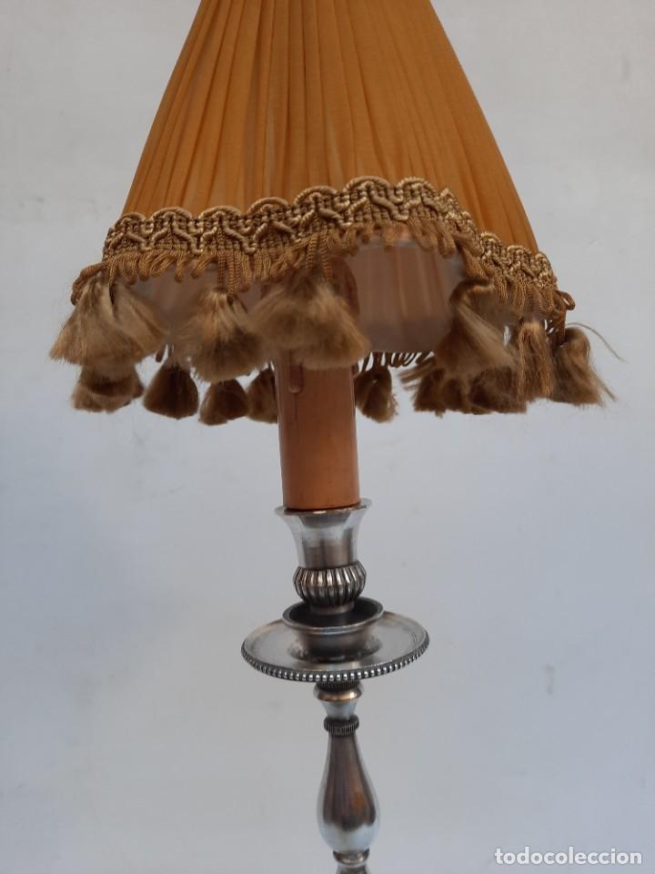 Antig&uuml;edades: lampara de mesa - Foto 4