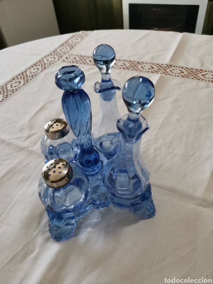 Antig&uuml;edades: Vinagreras vidrio azul - Foto 2