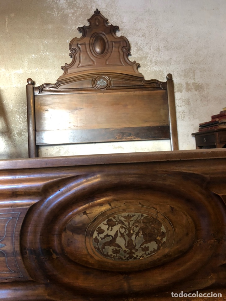 Antig&uuml;edades: Cama de nogal - Foto 4