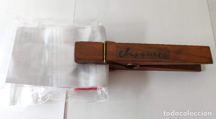 Antig&uuml;edades: Pinza sujetapapeles antigua - Foto 4