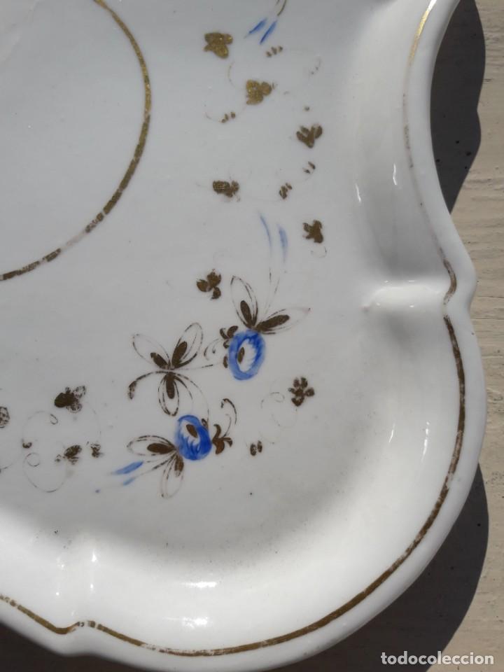 Antig&uuml;edades: Bandeja de porcelana - Foto 2