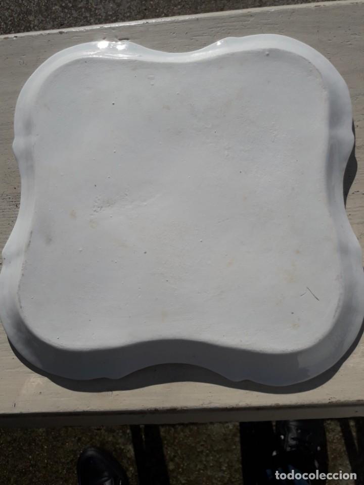 Antig&uuml;edades: Bandeja de porcelana - Foto 4