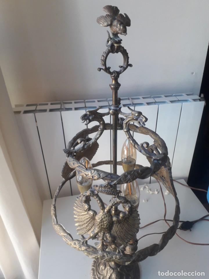 Antig&uuml;edades: Lampara de mesa bronce - Foto 4