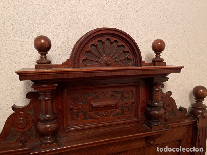 Antig&uuml;edades: cama isabelina de nogal - Foto 4