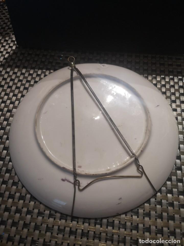 Antig&uuml;edades: Plato dec&aacute;logo del m&eacute;dico - Foto 2
