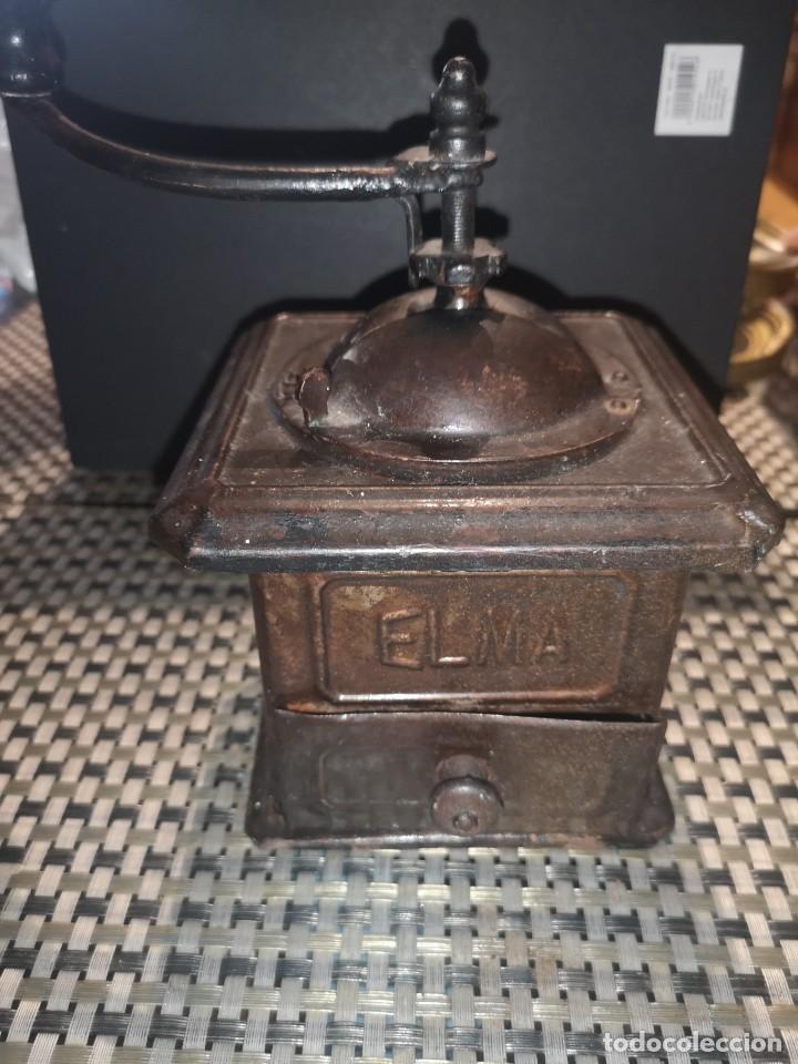 Antiquit&auml;ten: Molinillo Elma de laton