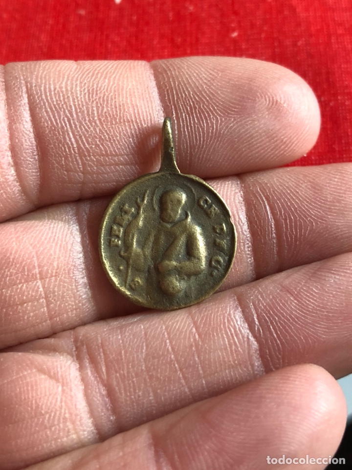 Antig&uuml;edades: Antigua medalla religiosa - Foto 2