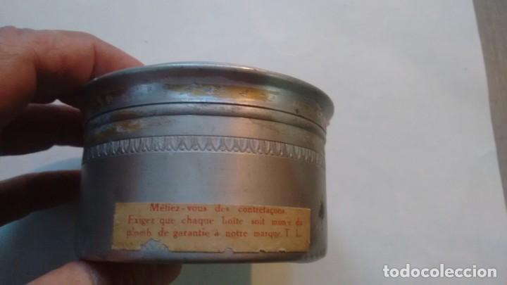 Antig&uuml;edades: POLVERA DE MUJER - Foto 3