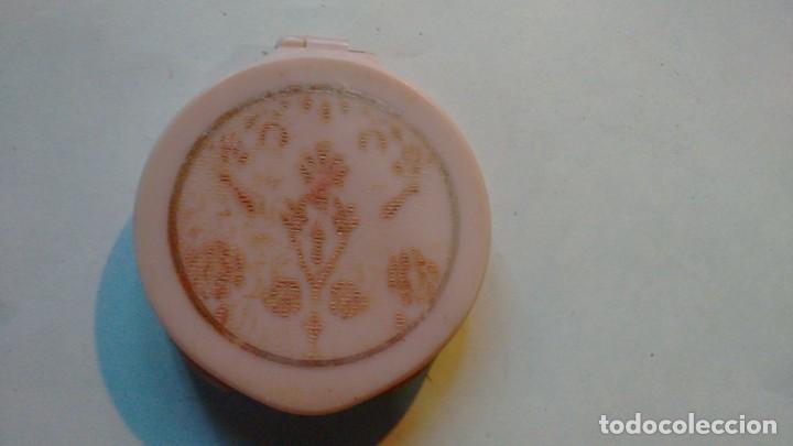 Antig&uuml;edades: POLVERA DE MUJER - PLASTICO - - Foto 1