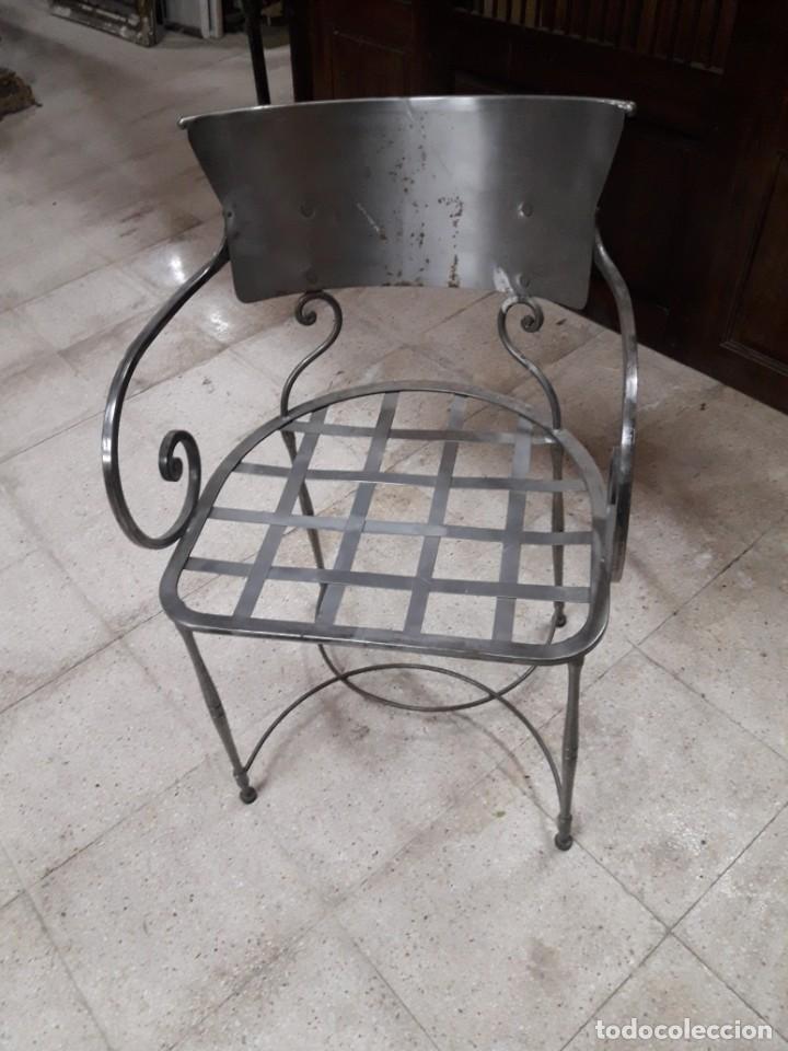 Antig&uuml;edades: Sillon fabricado en acero - Foto 1