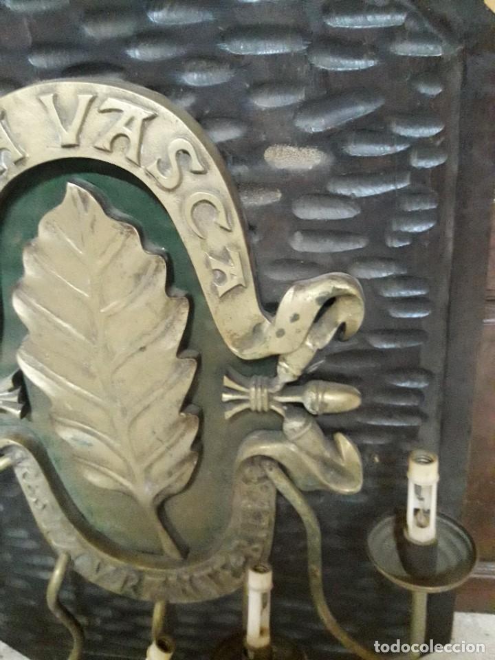 Antig&uuml;edades: Aplique madera y bronce - Foto 3