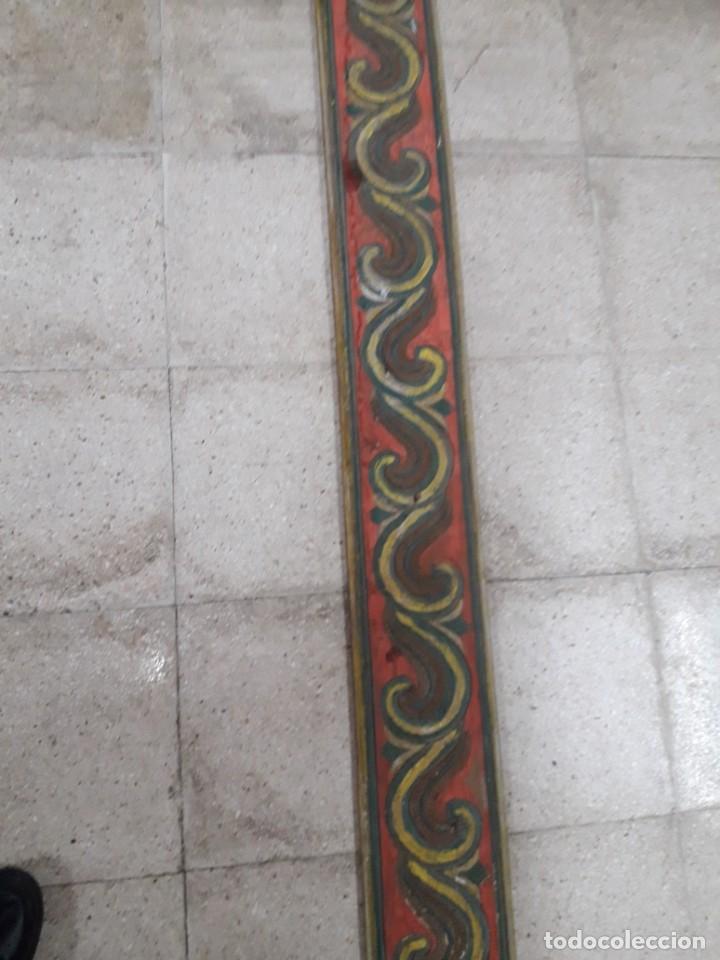 Antig&uuml;edades: Friso tallado y pintado - Foto 3